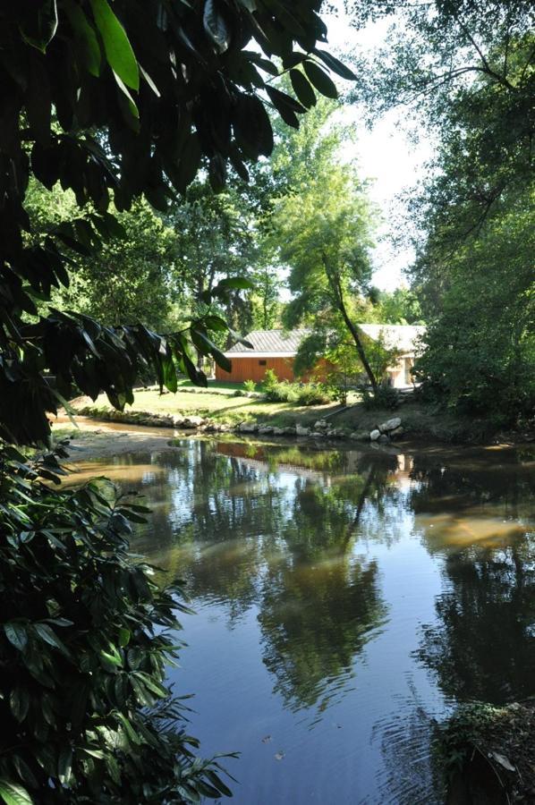 Villa Le Pavillon Du Lac La Brede Exterior foto